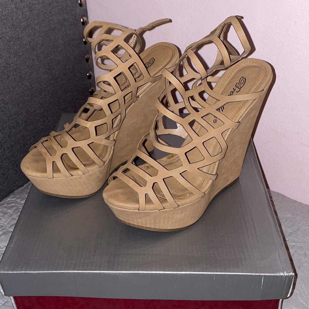 Nude Breckelle’s wedges. Size 6.5